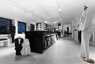 Kriesel an der Oper in Köln: führend in Herrenmode und Gesellschaftskleidung